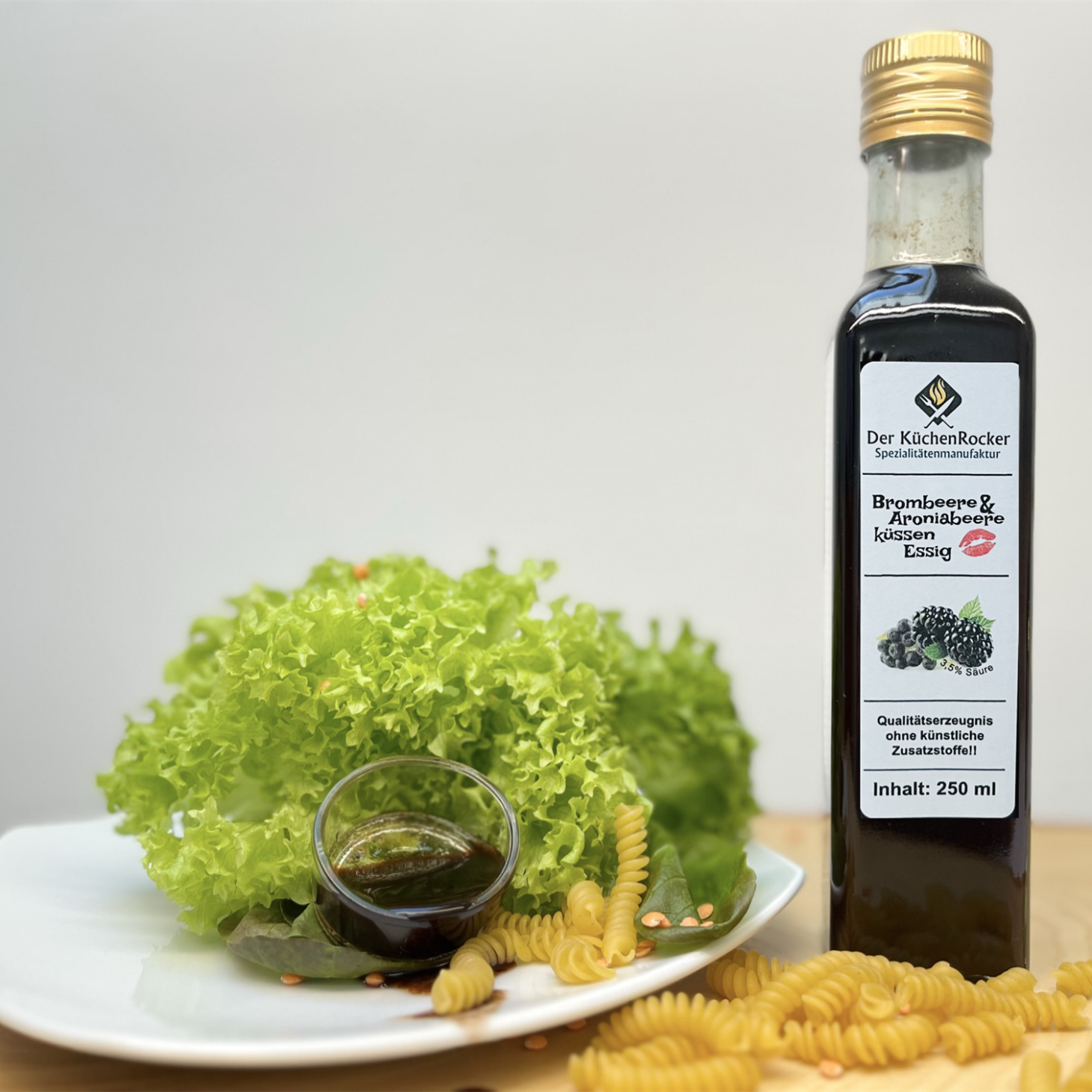 Brombeere und Aroniabeere Essig