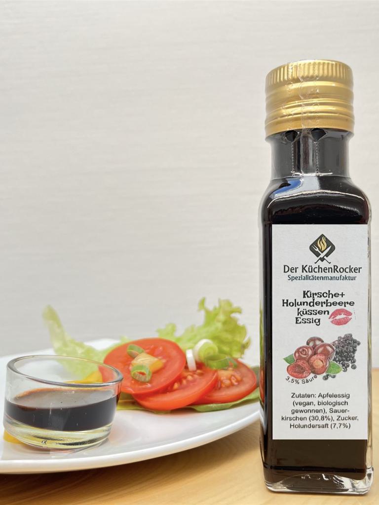 Kirsche und Holunderbeere küssen Essig_kleine Flasche